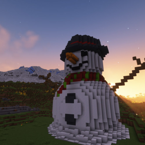 Снеговик около спавна на нашем сервере – постройка Майнкрафт